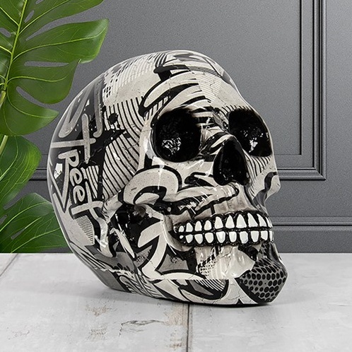 Monochrome Art - Large Skull